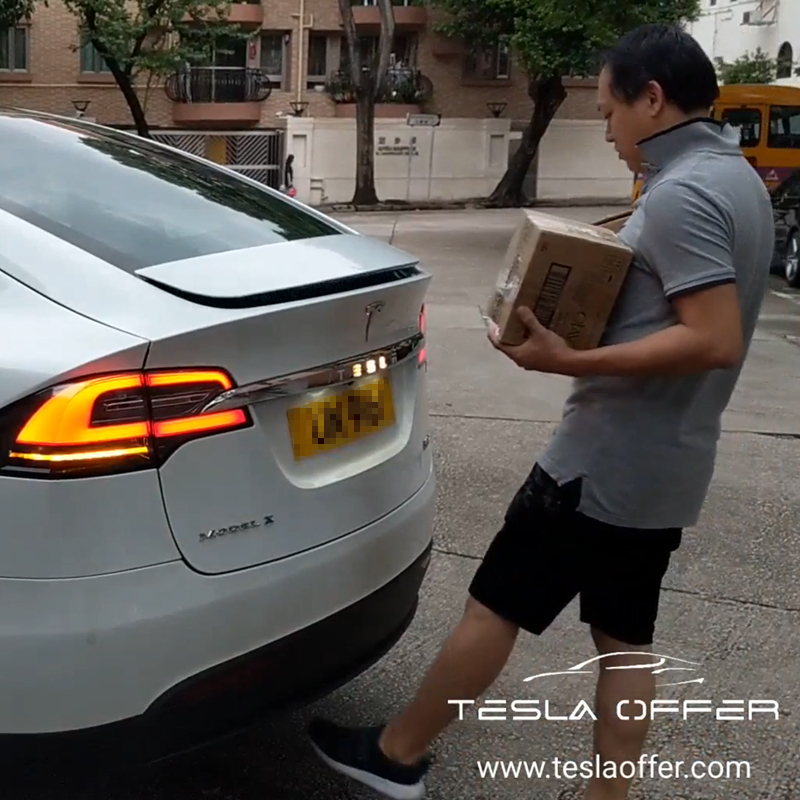 Tesla Model Y FOOT ACTIVATED TAILGATE - Changing the world one