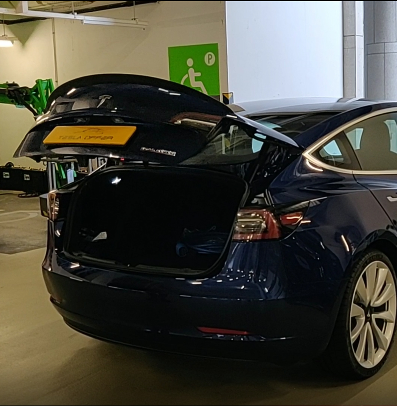 Model 3 Electric Tailgate