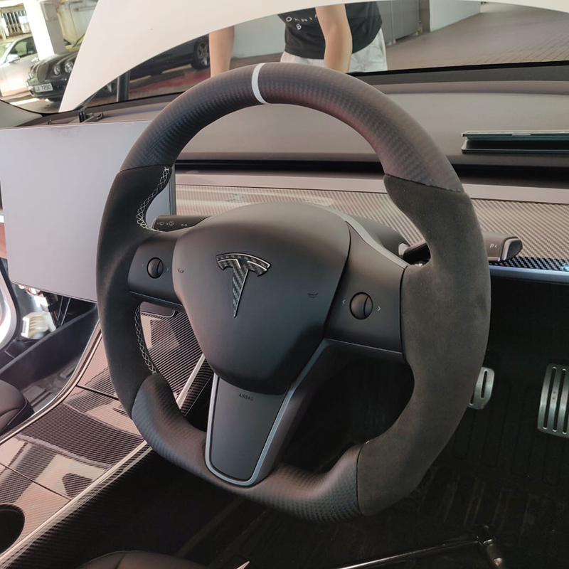 Tesla Model 3 & Y  Carbon Lenkrad mit Alkantara –